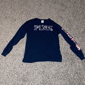 Victoria’s secret PINK long sleeve shirt. Size XS